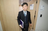 박 대통령 출석에 이어 세월호 당일 간호장교 출입놓고 검찰-청와대는 다른 말...특검에서 밝혀질까