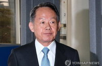 와이들캣으로 1심 구속된 최윤희...전 해참총장들의 연이은 비리 구속사