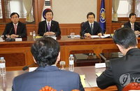 헌법학자들 "黃권한대행, 국정공백 막기위한 인사·정책은 가능"