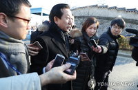 국조특위, 靑경호동 현장조사 난관…靑, 연풍문 조사도 파행