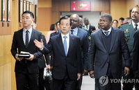 정부, 북한 우방국 앙골라와 첫 국방장관 회담