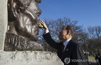 반기문의 박연차 23만 불 금품수수 진실게임 본격화