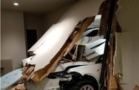 손지창, 테슬라 급발진 사고 후 소송..."사후대처에 실망"