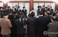 침묵 깬 朴대통령, 추가간담회 검토…靑 "필요시 적절히 대응"