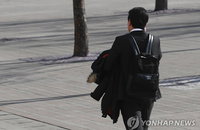 [오늘날씨] 미세먼지 사라지고 포근한 ‘소한’, 강원산지 눈
