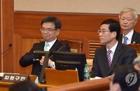 朴대통령측 "촛불 민심은 국민 민심 아니다"…색깔론 거론