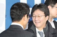 ’지지율 3.4%‘ 유승민, SNS통해 대선 출마 선언...21.5% 반기문 넘나