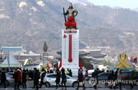 불경기에도 펄펄 끓는 '사랑의 온도탑'…벌써 100도 돌파