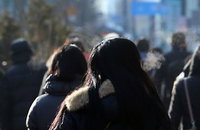 [오늘날씨] 오전에 눈·비 그치지만 기온 '뚝'…서해 일부 황사