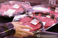 한우 도매가격은 작년보다 13% 하락... 소비자가 인하 폭은 3.6~6.5% 그쳐