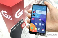 LG G6 내달 초 미국·유럽서 곧 G6 시판 vs 갤S8 입소문·갤S7 마케팅 강화