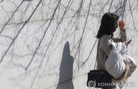 [오늘날씨] 수도권 등 미세먼지 '나쁨'… 제주·동해안 봄비