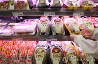 닭고깃값 상승세... 이마트 40여일 만에 닭고깃값 15% 인상