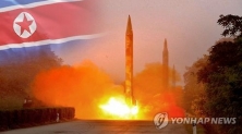 북한의 스커드(앞)·노동(뒤) 미사일 발사 장면