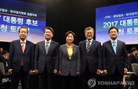 대선후보, '원탁의 180분 설전'… 정책 검증에 비교적 집중
