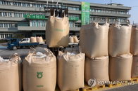 잉여 쌀 빈곤국에 지원, '사상 첫' 해외원조··· 캄보디아·미얀마 돕는다