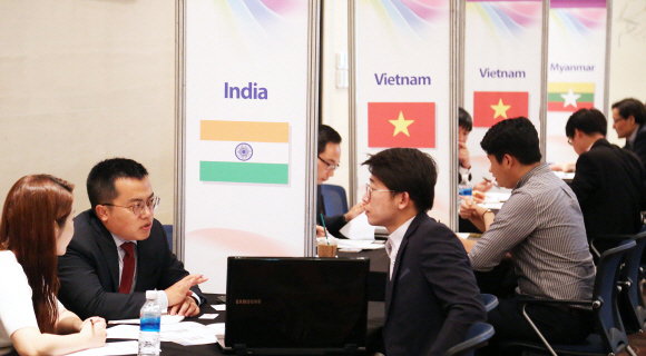 주한 ASEAN 일대일 상담회 자료사진