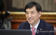 한국은행 "한국 경제성장, 4월 전망치 2.6% 넘어선다"