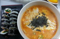 대표 서민음식 김밥·떡볶이·라면 가격 '껑충'