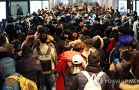 너도 나도 '평창 롱패딩' 광풍··응원 경품 이벤트도 인기