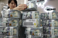 원화 한 달 새 2.8% 급락…주요 16개 통화 중 하락률 1위