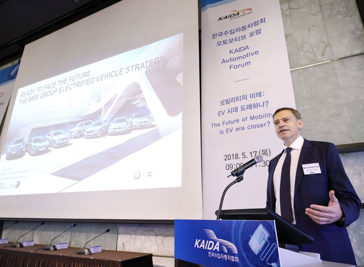 
▲BMW 엘마 호크가이거 전무<사진제공=한국수입자동차협회>

