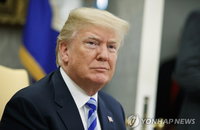 트럼프, ‘무역전쟁 안 끝났다'... EU에 새 관세 위협