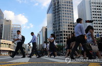 국민 63%, 노동시간 단축 긍정적 평가...80%가 급여 줄 것
