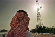 [국제유가·국제금값] WTI, 여름휴가·수요 낙관에 상승…금값 상승