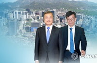 문대통령, 편의점 과밀해소책·자영업 종합대책 마련 지시