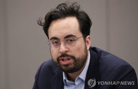 佛 디지털장관 "화웨이 보이콧 않지만 신로성과 안전성 확보해야“