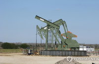 국제유가, 러시아 증산 여부 촉각…WTI 0.8%↓