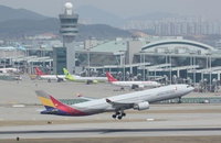 아시아나 국내선 운임 평균 3.1% 인상…비상구석도 추가요금