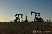 국제유가 나흘만에 반등…WTI 2.8%↑