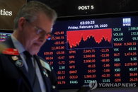 세계 증시 잇단 추가 하락 경고…루비니 "40% 내릴 수도“
