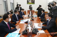 코로나19 추경안 심사 막판 진통…간사협의 불발