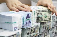 외화예금 2개월 연속 감소...65억 달러 빠져나갔다