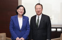 박용만 대한상의 회장, 이정옥 여성가족부 장관 접견