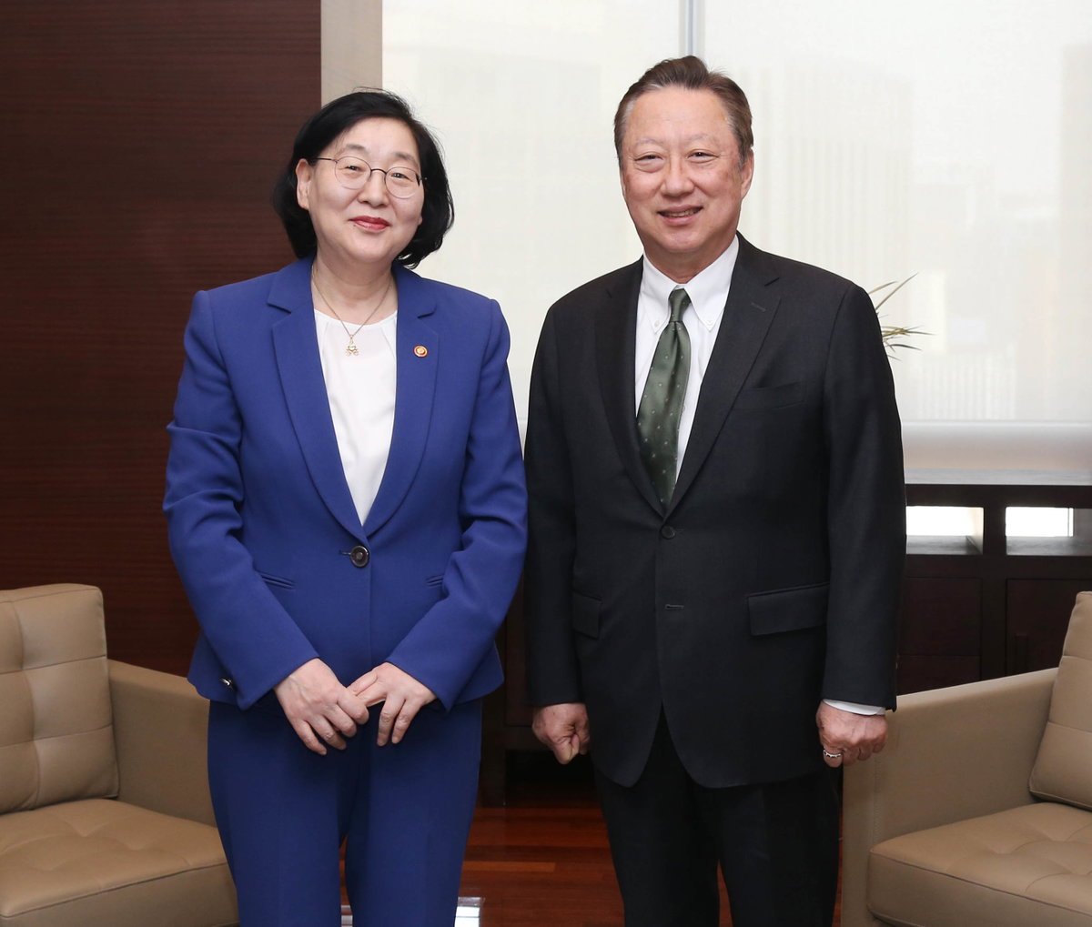박용만 대한상의 회장 이정옥 여성가족부 장관