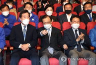[코로나19 발생현황] 교회에서 마을잔치까지 하루 130명 이상 확진...이낙연 “강력한 대처 주문”