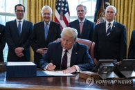 미국판 재난지원금 사용처 1위는?