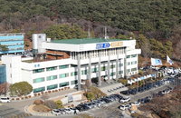 코로나 시대 국민 76% "코로나19 대응 잘했다"