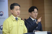 ”생활 속 거리두기 조정할 수준 아니다”...정부, “감당한 수준의 환자 발생중“