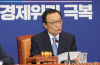 금태섭 두고 이해찬 "논란 확산안돼" 김해영 "헌법과 상충“