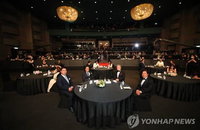 기생충 5관왕…'신속 대리수상'은 아쉬움 남겨
