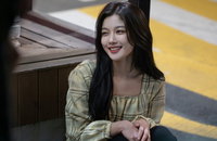 김유정 액션연기, 아역 이미지서 ‘액션요정 편의점 알바생’으로