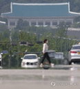 제주 장마, 강릉 첫 열대야...한여름 날씨 접어든 한반도