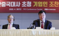 빗장 건 하늘 풀려는 주변국, 코로나19 발생현황은 여전히 변수
