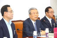 김종인 "세제로 부동산억제? 현금능력자들에게 안 통해“