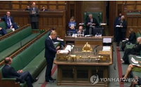 미국에 설 자리 잃어가는 화웨이...화웨이 배제한 SKT·KT 칭찬받기도